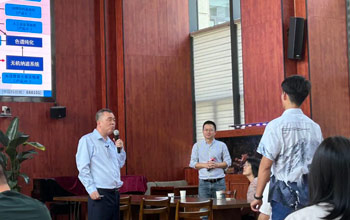 蓝伟光在近海：：Ｑ笄樾慰蒲Ч抑氐闶笛槭易餮醣ǜ